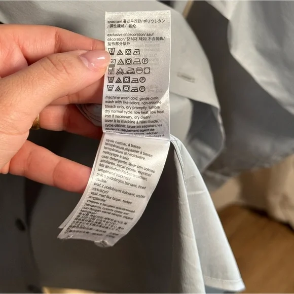 NWT Calvin Klein Men Soft Gray Button Down | Large - Picture 4 of 5